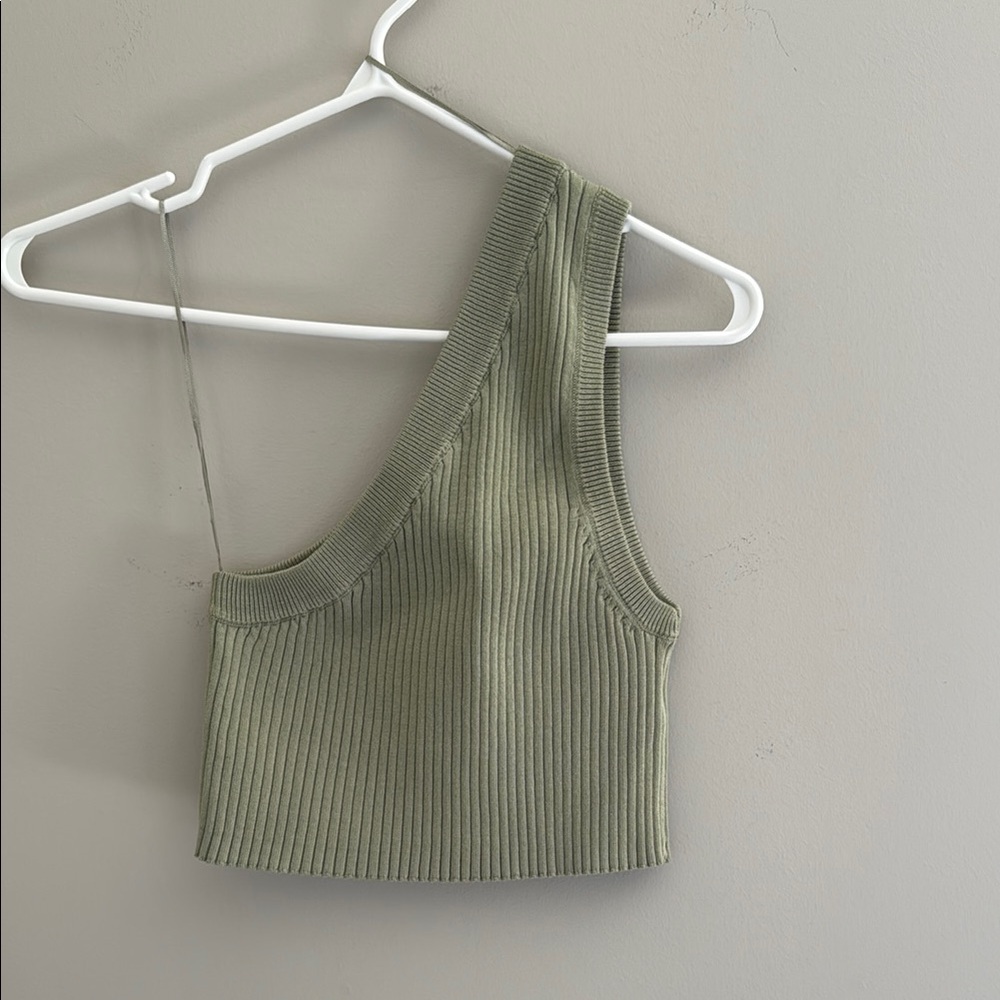 ZARA ONE-SHOULDER CROP TOP